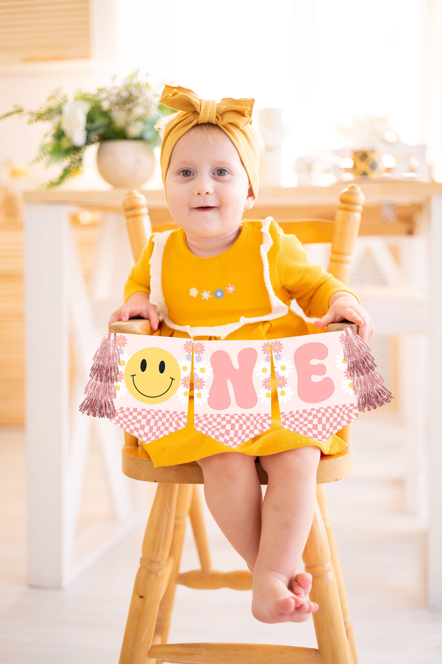 Editable ONE HAPPY BABE Happy Birthday garland banner Sign